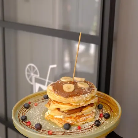 Black Gold Center ホームステイ ホジューフ