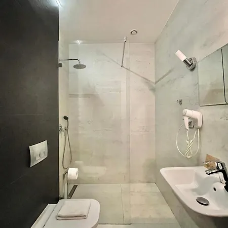 ホームステイ Black Gold Center *