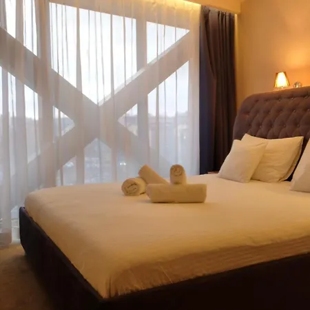 Black Gold Center ホームステイ *