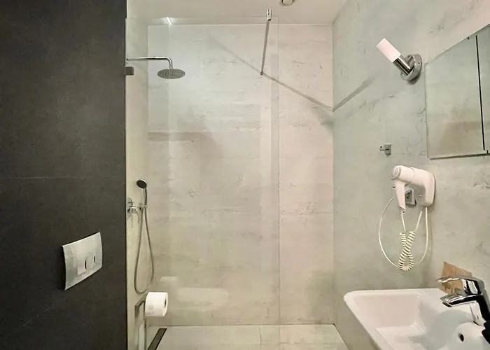 בית אירוח Black Gold Center *