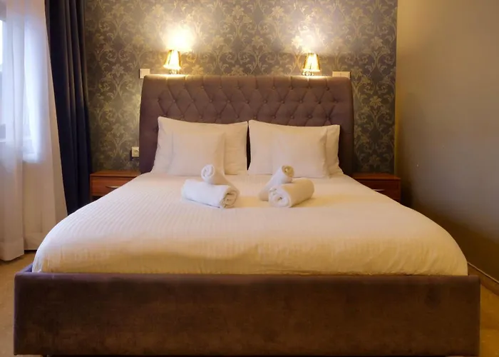 Black Gold Center בית אירוח