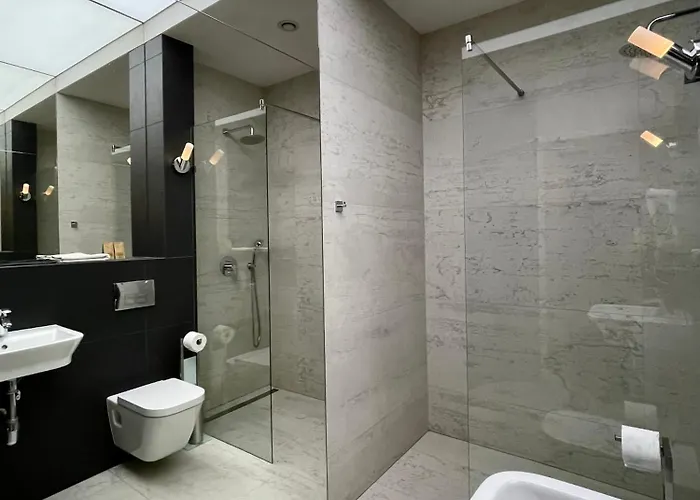 בית אירוח Black Gold Center